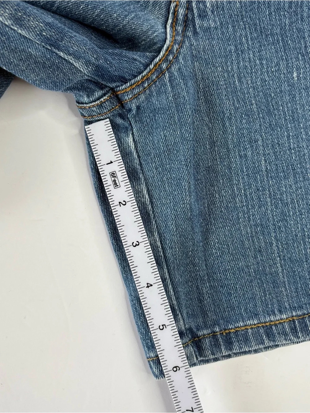 Levis 550 Relaxed Denim Jorts From the 2000s Medium Wash Coastal Mom Shorts